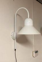 Vintage Hala wandlamp, Huis en Inrichting, Lampen | Wandlampen, Vintage, Ophalen of Verzenden, Metaal, Zo goed als nieuw