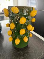 Vaas groen met citroenen van Daan Kromhout, Huis en Inrichting, Woonaccessoires | Vazen, Minder dan 50 cm, Nieuw, Groen, Ophalen of Verzenden
