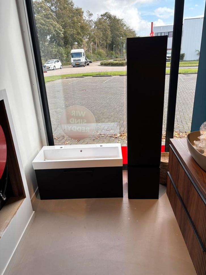 Zwarte Badkamer kast + wastafel meubel + wastafel, Huis en Inrichting, Badkamer | Badkamermeubels, Nieuw, Wastafelkast, Minder dan 100 cm