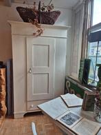 Zeer oude Duitse spinde/ kledingkast/keukenkast, Ophalen