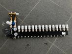 Robot 15 groeps vloerverwarming verdeler met Grundfos pomp, Doe-het-zelf en Verbouw, Ophalen, Minder dan 30 cm, Overige typen
