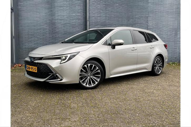 Toyota Corolla TS 1.8 Hybrid Dynamic 140pk 2024 nieuwstaat, Auto's, Toyota, Particulier, Corolla TS, ABS, Achteruitrijcamera, Adaptieve lichten