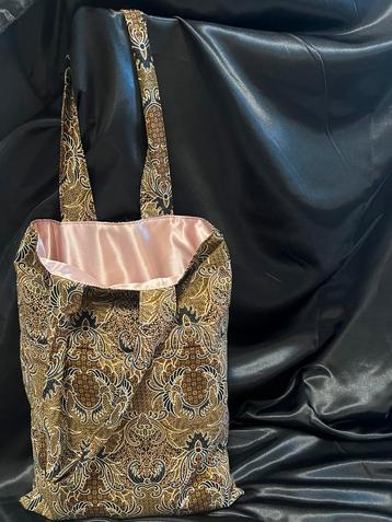 Handgemaakt batik totebag met stevige roze binnenvoering beschikbaar voor biedingen