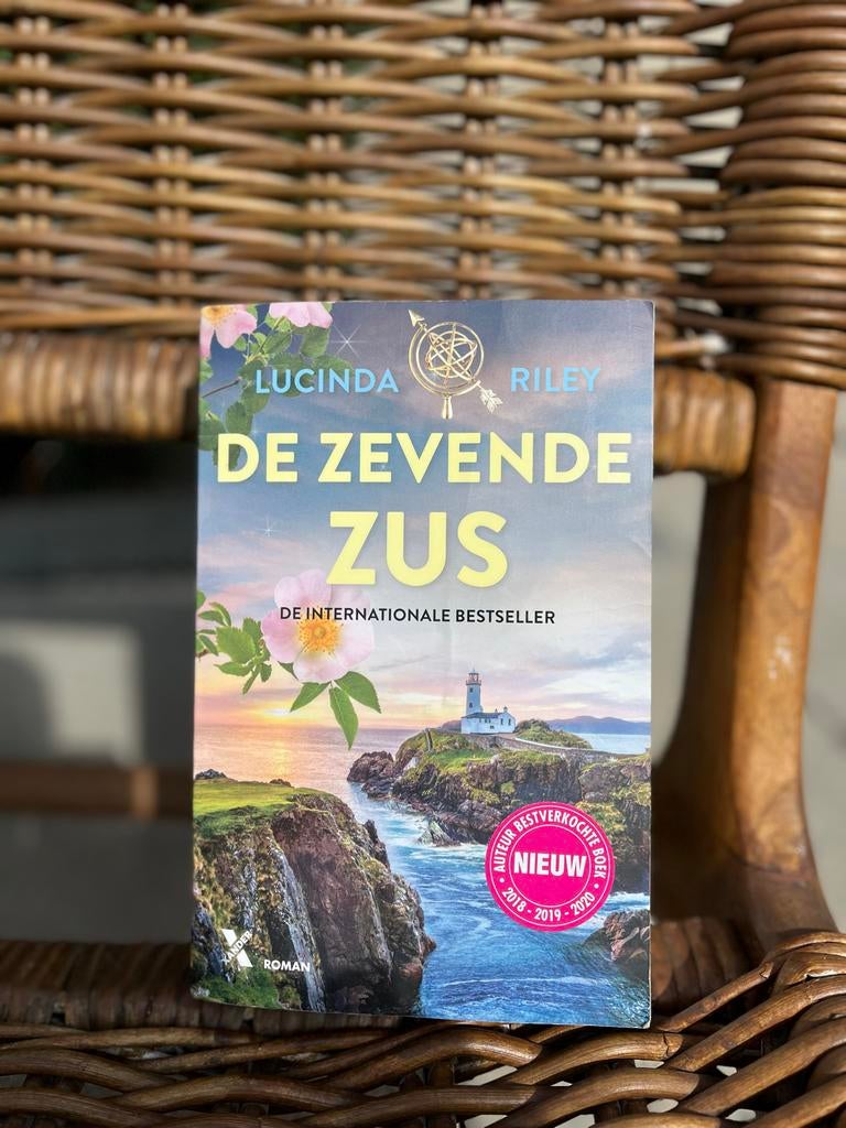 De Zevende Zus - Lucinda Riley, Boeken, Ophalen of Verzenden, Zo goed als nieuw, Nederland
