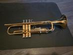 Yamaha ytr 2330 + veel accessoires, Ophalen of Verzenden, Zo goed als nieuw, Bes-trompet