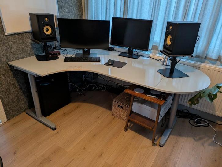 Ikea Hoekbureau Grijs groot, Huis en Inrichting, Bureaus, Gebruikt, Ophalen of Verzenden