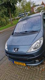 Peugeot 1007 1.4 16V 2008 Grijs goed onderhouden, Voorwielaandrijving, 1360 cc, 4 cilinders, 610 kg
