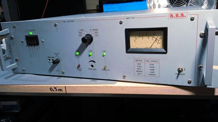 RVR -  PLL zender FM - 100w - mpx.        3 en 3,5m /Tex 100, Telecommunicatie, Zenders en Ontvangers, Zender, Ophalen of Verzenden