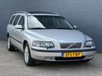 Volvo V70 2.5 T AUTOMAAT 7-PERSOONS LEDER/STOELVERW/CRUISE |, Zwart, Stoelverwarming, 2521 cc, Euro 4
