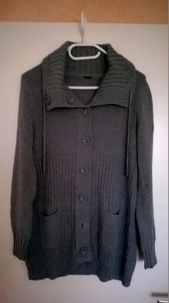 Te koop aangeboden: diverse mooie sportieve vesten, Kleding | Dames, Truien en Vesten, Nieuw, Maat 38/40 (M), Blauw, Ophalen