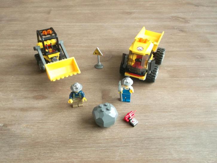 lego 4201 loader and dump truck (2012), Kinderen en Baby's, Speelgoed | Duplo en Lego, Gebruikt, Lego, Complete set, Ophalen of Verzenden