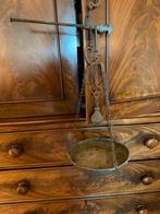 Antiek Koperen weegschaal en petroleum lamp, Antiek en Kunst, Antiek | Koper en Brons, Ophalen of Verzenden