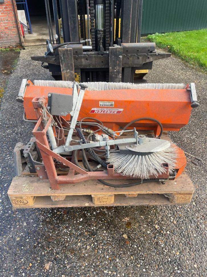 Jungheinrich Veegmachine, Tuin en Terras, Veegmachines, Gebruikt, Ophalen