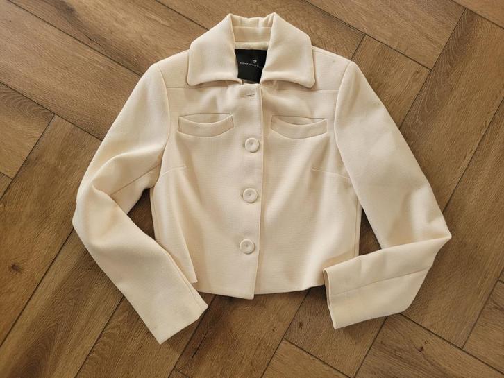 Super mooi creme kleurig jasje van Compagnia Italiana, mt 36, Kleding | Dames, Jasjes, Kostuums en Pakken, Zo goed als nieuw, Jasje
