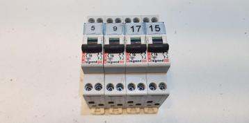 Legrand Groepenkast Automaat C16 230V 06432 4,5kA (4x) beschikbaar voor biedingen