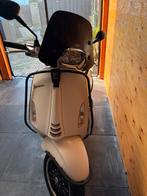 Vespa sprint 2023 kmst.4314, Fietsen en Brommers, Scooters | Vespa, Ophalen, Maximaal 45 km/u, Vespa S, Zo goed als nieuw