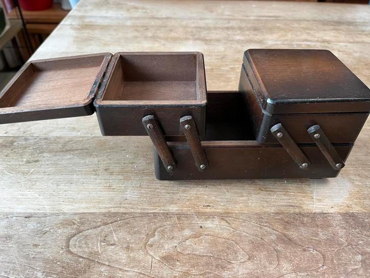 Vintage houten bijouteriedoos merk Zabo 1950, Antiek en Kunst, Antiek | Gereedschap en Instrumenten, Ophalen of Verzenden