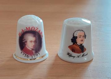 2 Porseleinen Vingerhoedjes - Mozart beschikbaar voor biedingen