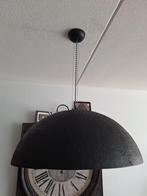 Mooie hanglamp met een industriel look, Huis en Inrichting, Lampen | Hanglampen, Ophalen, Zo goed als nieuw