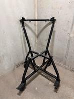 Big Green Egg Integgrated Nest + Handler Large, Tuin en Terras, Houtskoolbarbecues, Ophalen of Verzenden, Zo goed als nieuw, Big Green Egg