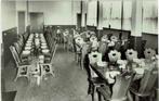 Dordrecht – Eetkamer Diaconessenhuis., Ophalen of Verzenden, 1940 tot 1960, Gelopen, Zuid-Holland