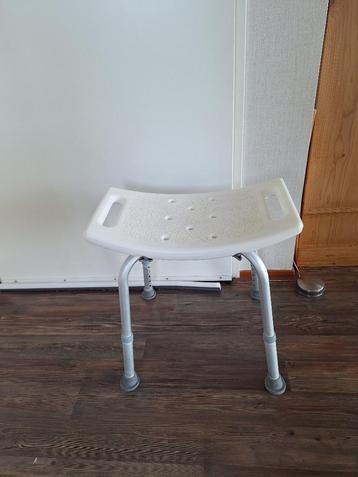 Douchekruk beschikbaar voor biedingen