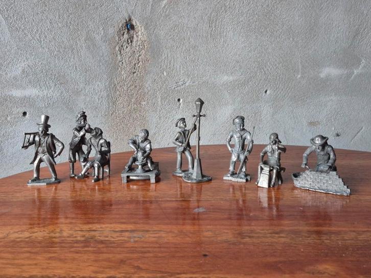 7 tinnen beeldjes daalderop ambachten beroepen, Antiek en Kunst, Antiek | Tin, Ophalen of Verzenden