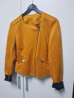 Imitatiesuède Damesjas - Nieuw- Maat S, Geel, Nieuw, Ophalen of Verzenden, Jean Pascale