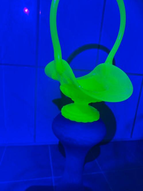 Uranium glas kunstwerk, Antiek en Kunst, Antiek | Glas en Kristal, Verzenden