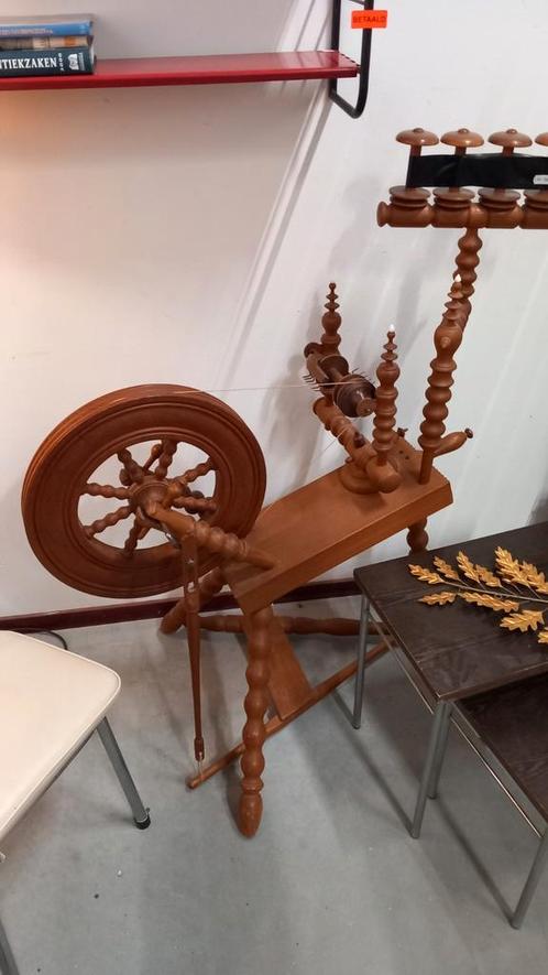 Antiek Houten Spinnewiel, Antiek en Kunst, Antiek | Naaimachines, Ophalen