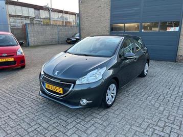 Peugeot 208 1.2 VTi Envy// Nieuwe Distributie!+ Vol Onderhou beschikbaar voor biedingen