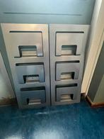 2 IKEA Boekenrekken/Tijdschriftenrekken, Huis en Inrichting, Kasten | Ladekasten, Ophalen, Minder dan 50 cm, Gebruikt, Minder dan 25 cm
