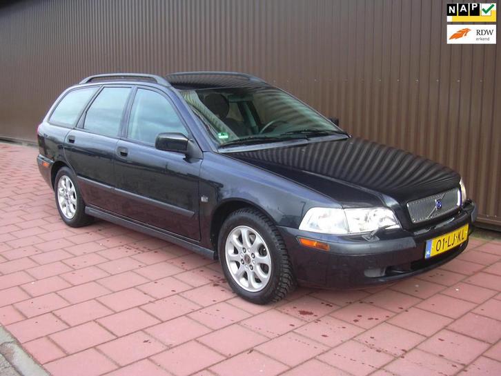Volvo V40 1.8 Europa, Auto's, Volvo, Particulier, Te koop, V40, ABS, Airbags, Airconditioning, Boordcomputer, Centrale vergrendeling