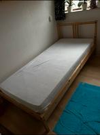 Ikea bed, nauwelijks gebruikt,  zo goed als nieuw., Huis en Inrichting, Slaapkamer | Bedden, Ophalen, Zo goed als nieuw