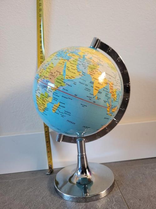 Wereldbol met Standaard, Huis en Inrichting, Woonaccessoires | Wereldbollen, Zo goed als nieuw, Ophalen of Verzenden