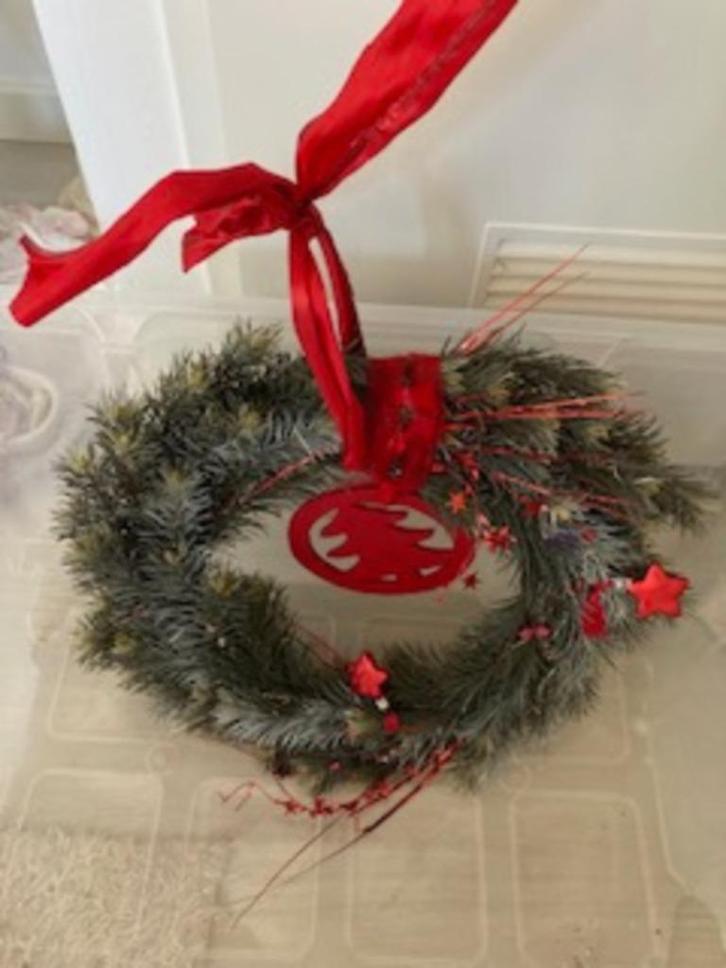 2 deur kransen en 2 deur klink hangertjes, Diversen, Kerst, Nieuw, Ophalen