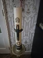 Oude Paaskaars met Standaard, Antiek en Kunst, Antiek | Kandelaars, Ophalen of Verzenden, Overige materialen