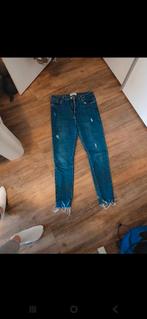 Leuke spijkerbroek!, Blauw, Ophalen of Verzenden, Zo goed als nieuw, W30 - W32 (confectie 38/40)