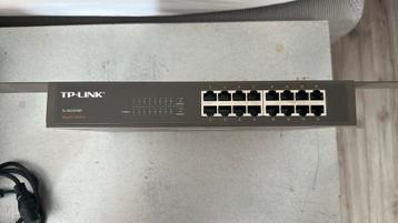 TP link 16 port gigabit switch TL-SG1016D beschikbaar voor biedingen