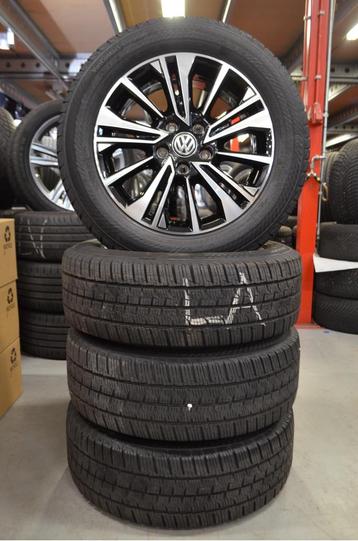 Org. 17" Volkswagen Transporter T5 Velgen + All Seasonbanden beschikbaar voor biedingen