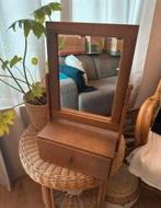 Scandinavisch spiegel kastje met opbergruimte van hout, Antiek en Kunst, Ophalen of Verzenden, Minder dan 50 cm, Minder dan 100 cm