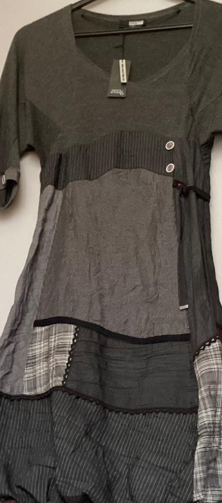 Nieuw 2026 DEUX MILLE VINGT SIX Jurk mt 1 S, Kleding | Dames, Jurken, Nieuw, Maat 36 (S), Zwart, Knielengte, Ophalen