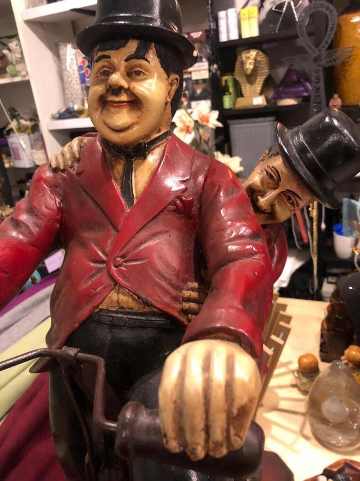 Laurel & Hardy Beeld op Fiets, Antiek en Kunst, Kunst | Beelden en Houtsnijwerken, Ophalen of Verzenden