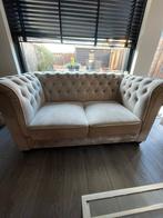 Chesterfield bank 2 zitter Velvet taupe grey, Ophalen, Vintage klassiek landelijk hotel chique, Tweepersoons, 75 tot 100 cm