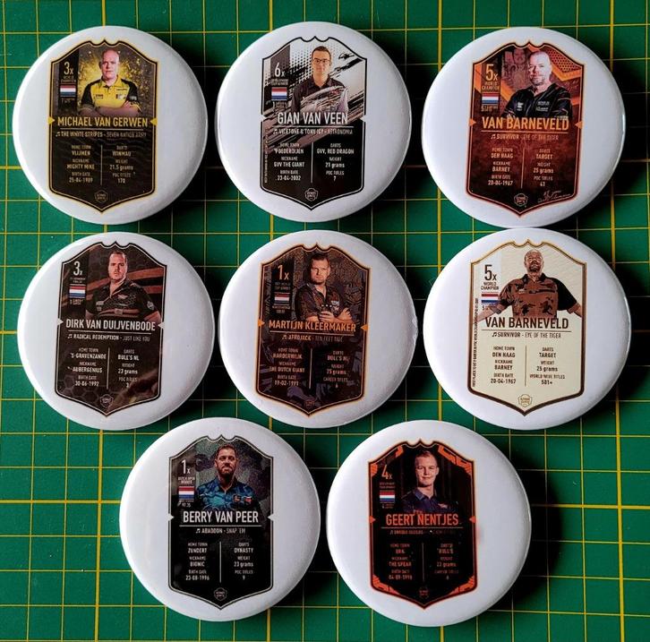Grote Darts buttons, Verzamelen, Speldjes, Pins en Buttons, Nieuw, Button, Sport, Verzenden