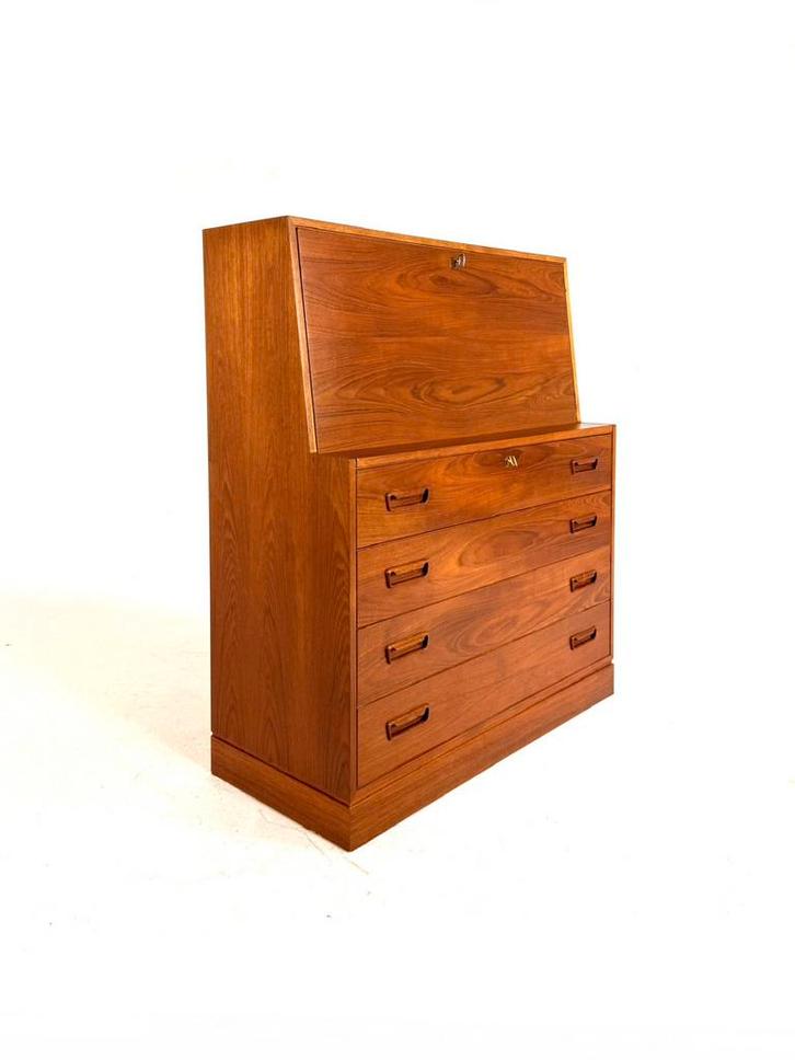 Vintage secretaire model 695, Arne Wahl Iversen ‘60, Huis en Inrichting, Kasten | Secretaires, Zo goed als nieuw, Ophalen of Verzenden