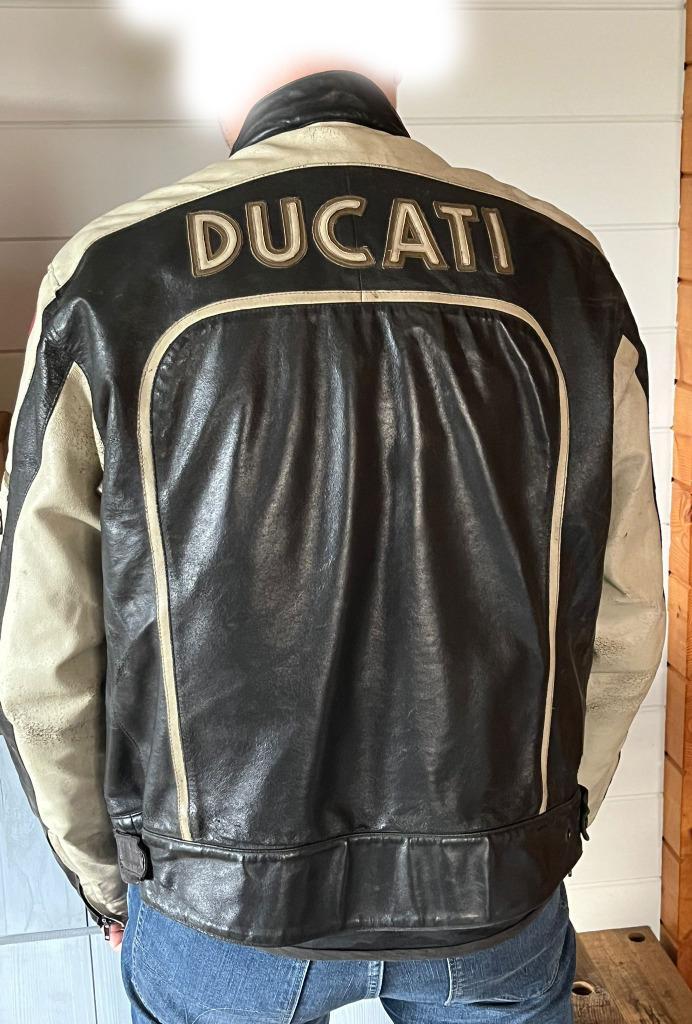 Vintage leren Ducati jas XL met karakter, Motoren, Kleding | Motorkleding, Jas | leer, Heren, Tweedehands, Ophalen