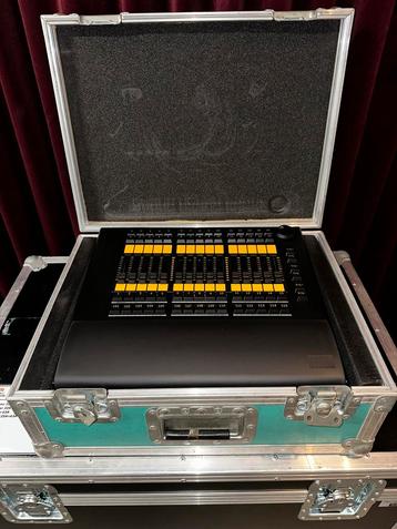 GrandMA 2 Faderwing in Flightcase beschikbaar voor biedingen