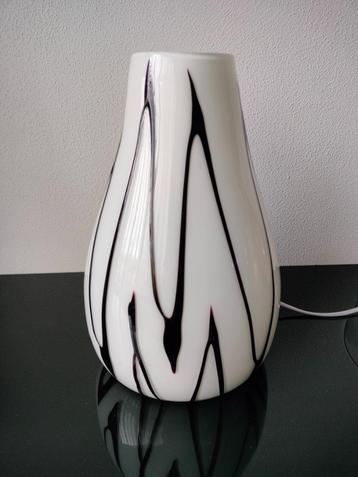 Italie Murano Style Tafellamp Goccia Opalino Rigata Vintage beschikbaar voor biedingen
