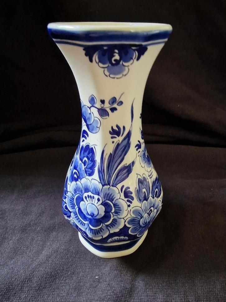 Delfts vaasje, Antiek en Kunst, Antiek | Keramiek en Aardewerk, Ophalen of Verzenden